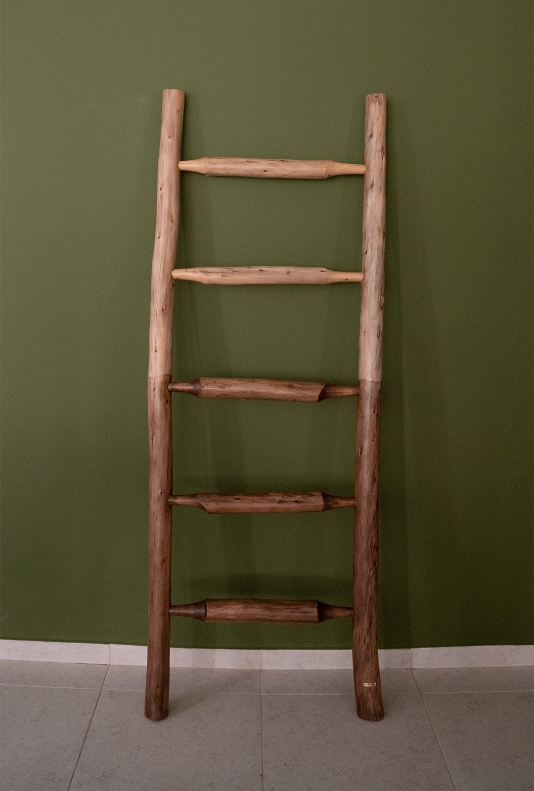 Escalera Rustica en Madera