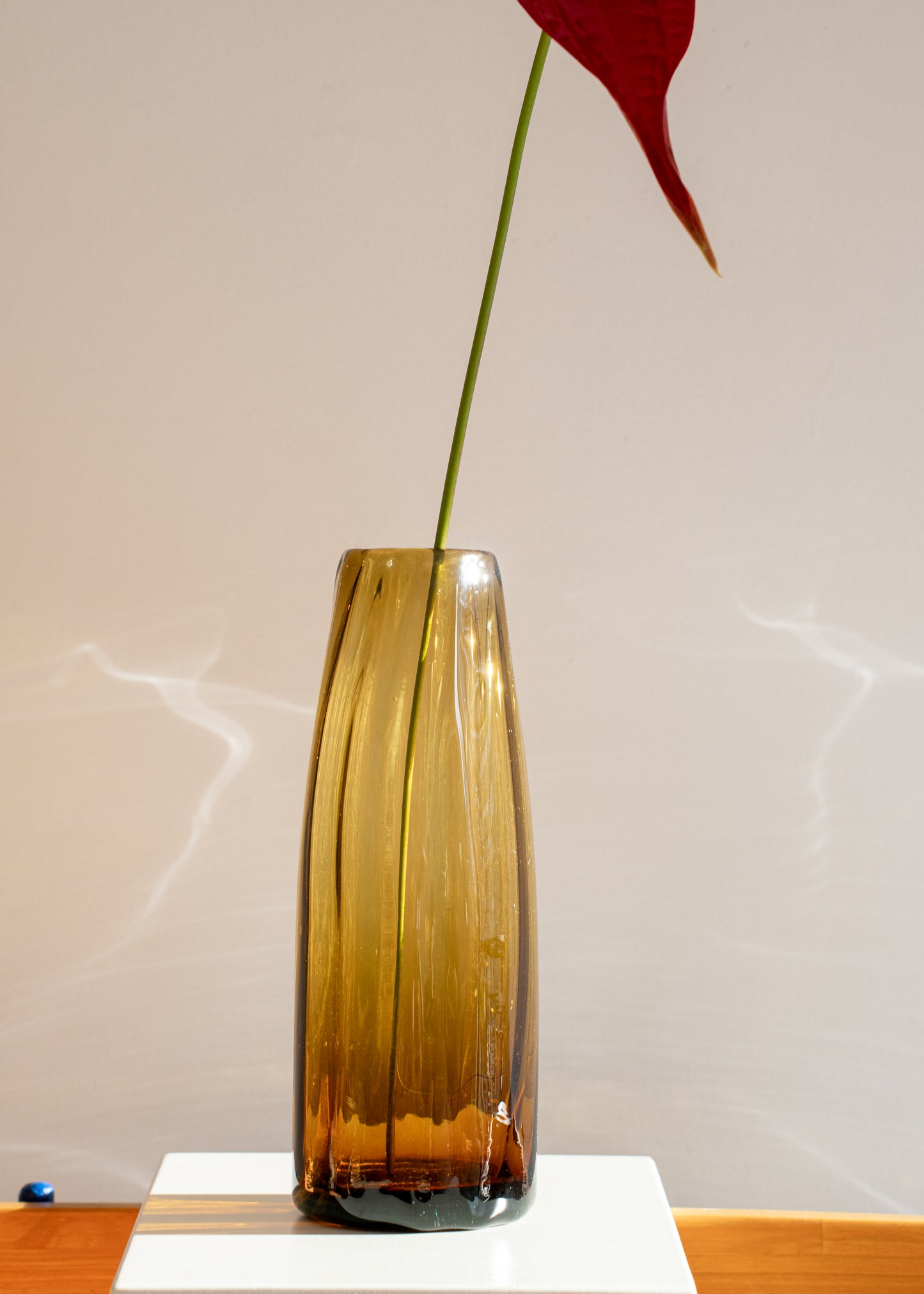 FLORERO ORIGEN ÁMBAR